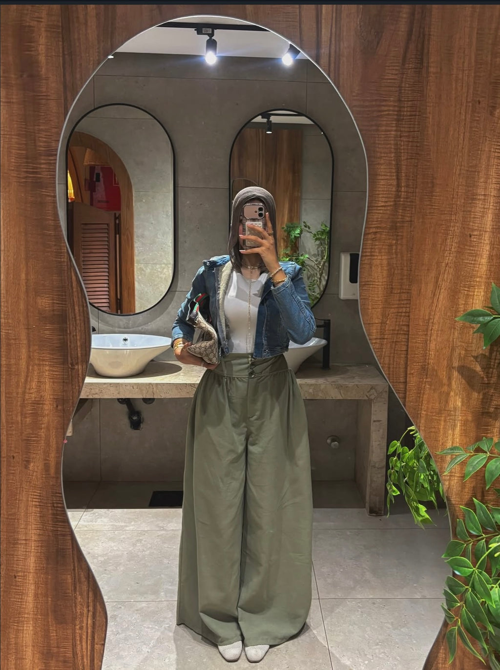 Button-Detail Pants