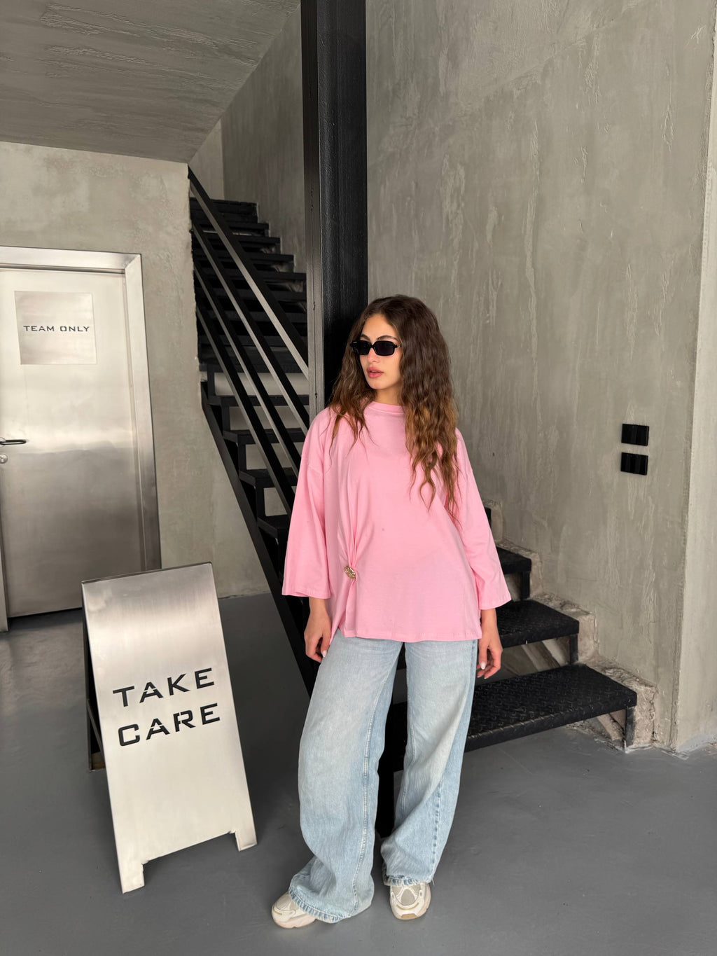 T-Shirt with Accessories
