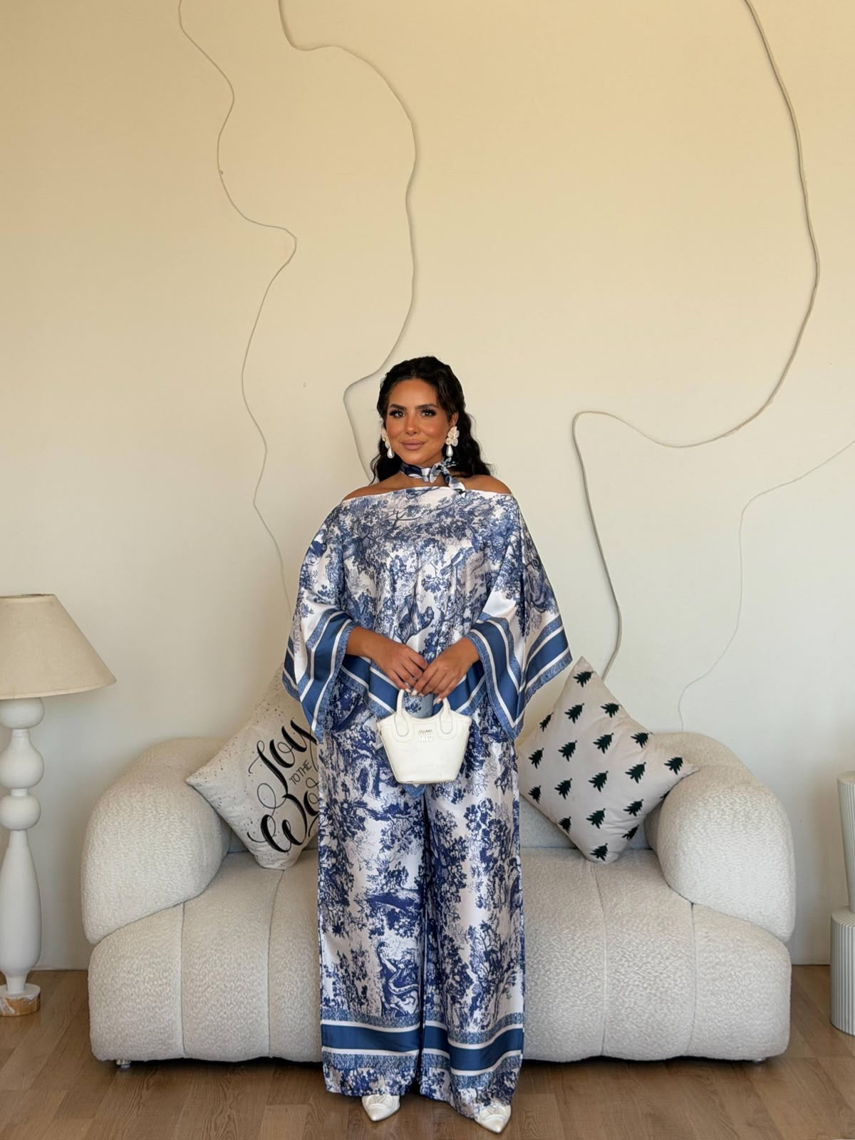 Chic satin set