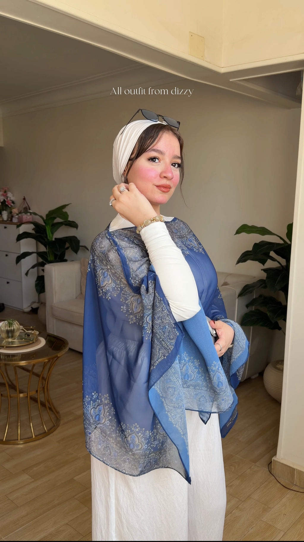 Chic blouse
