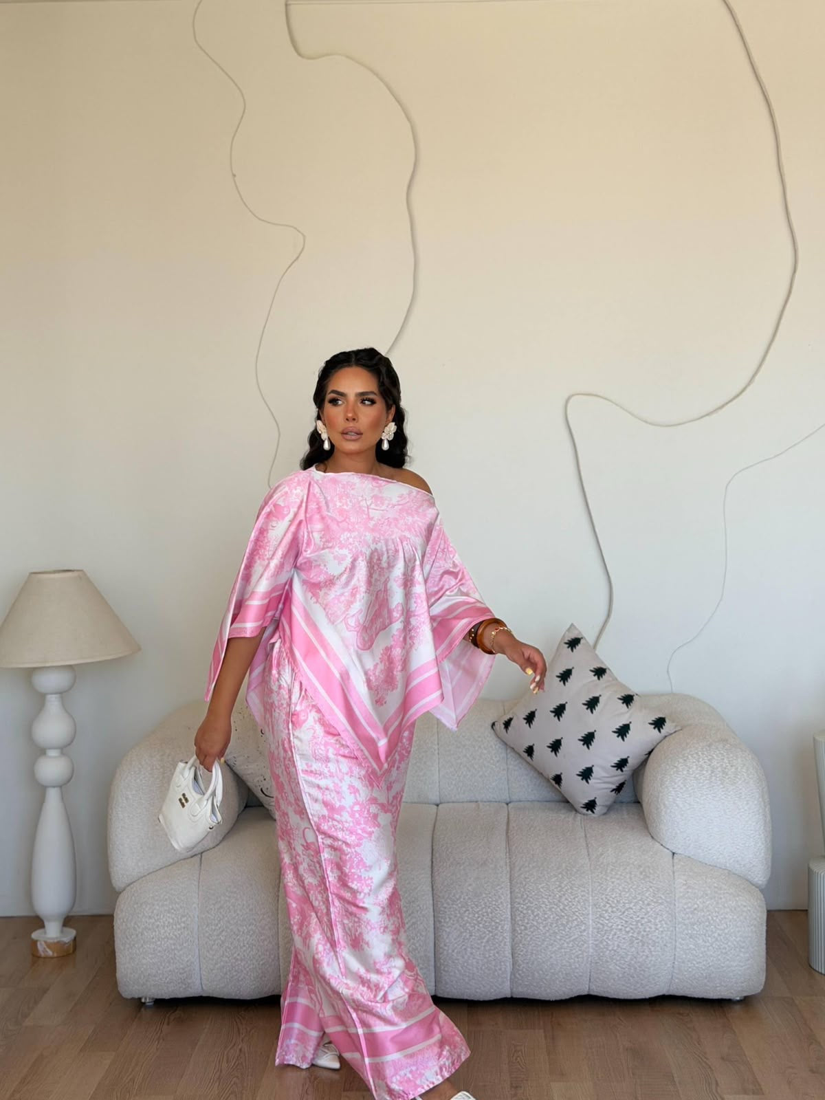 Chic satin set